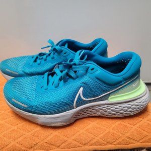 Nike Mens ZoomX Invincible Run Flyknit Men's Road Running Shoes Size 10